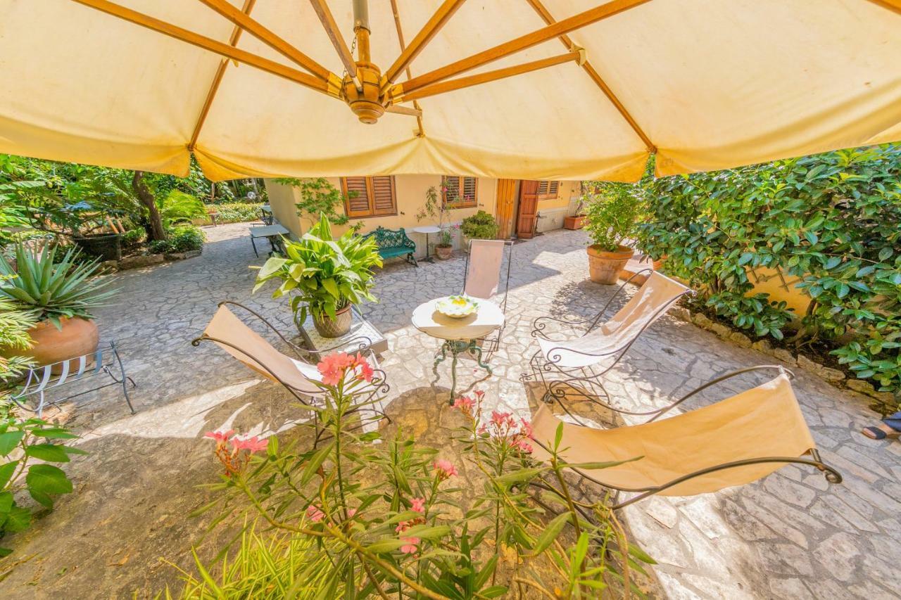 Villa Mezzarancia Palermo Buitenkant foto