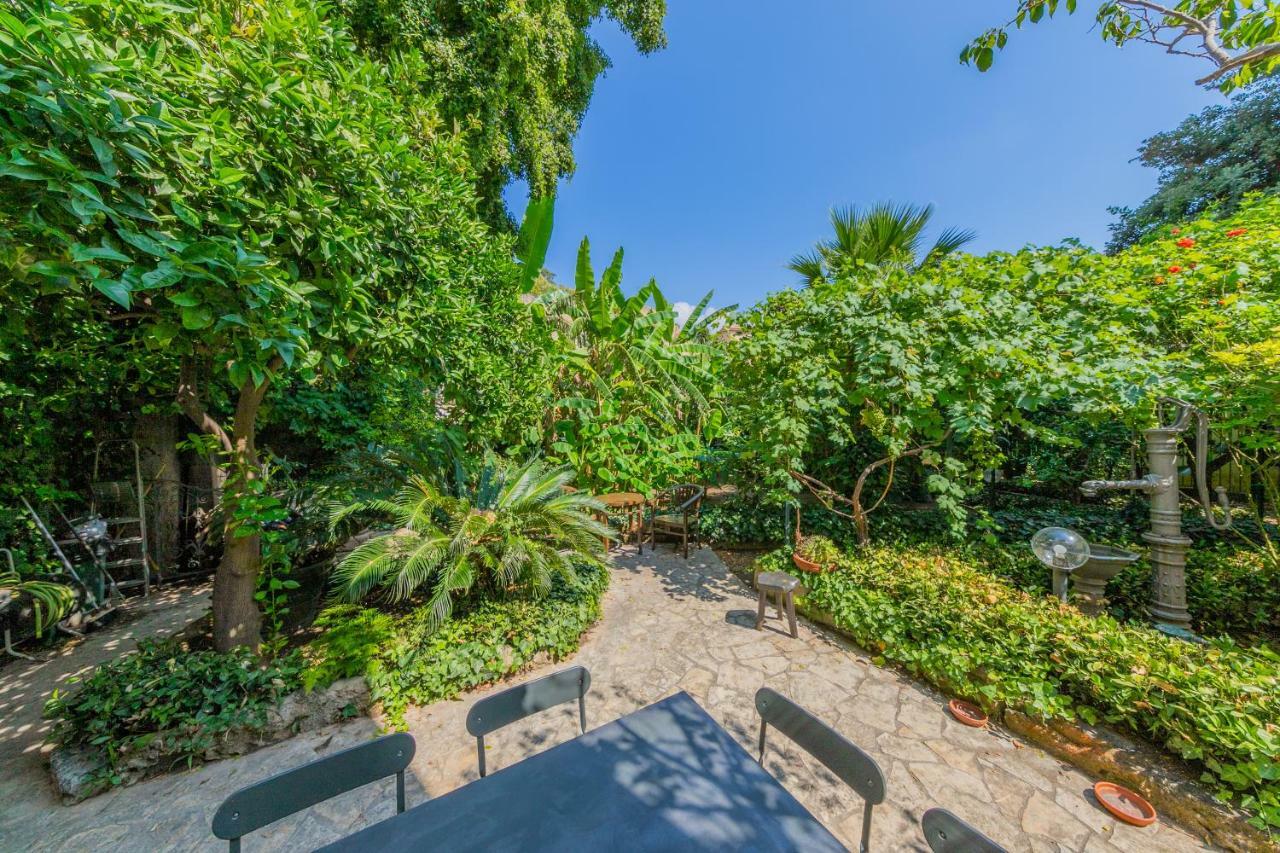 Villa Mezzarancia Palermo Buitenkant foto
