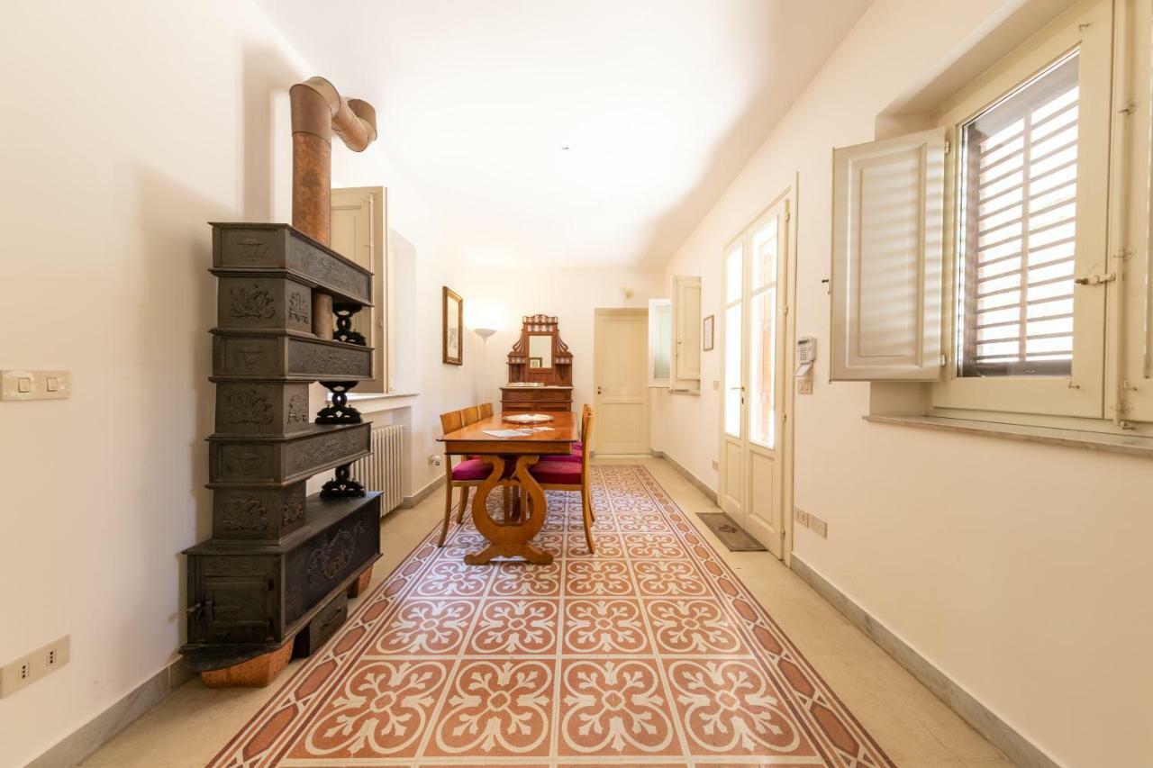 Villa Mezzarancia Palermo Buitenkant foto