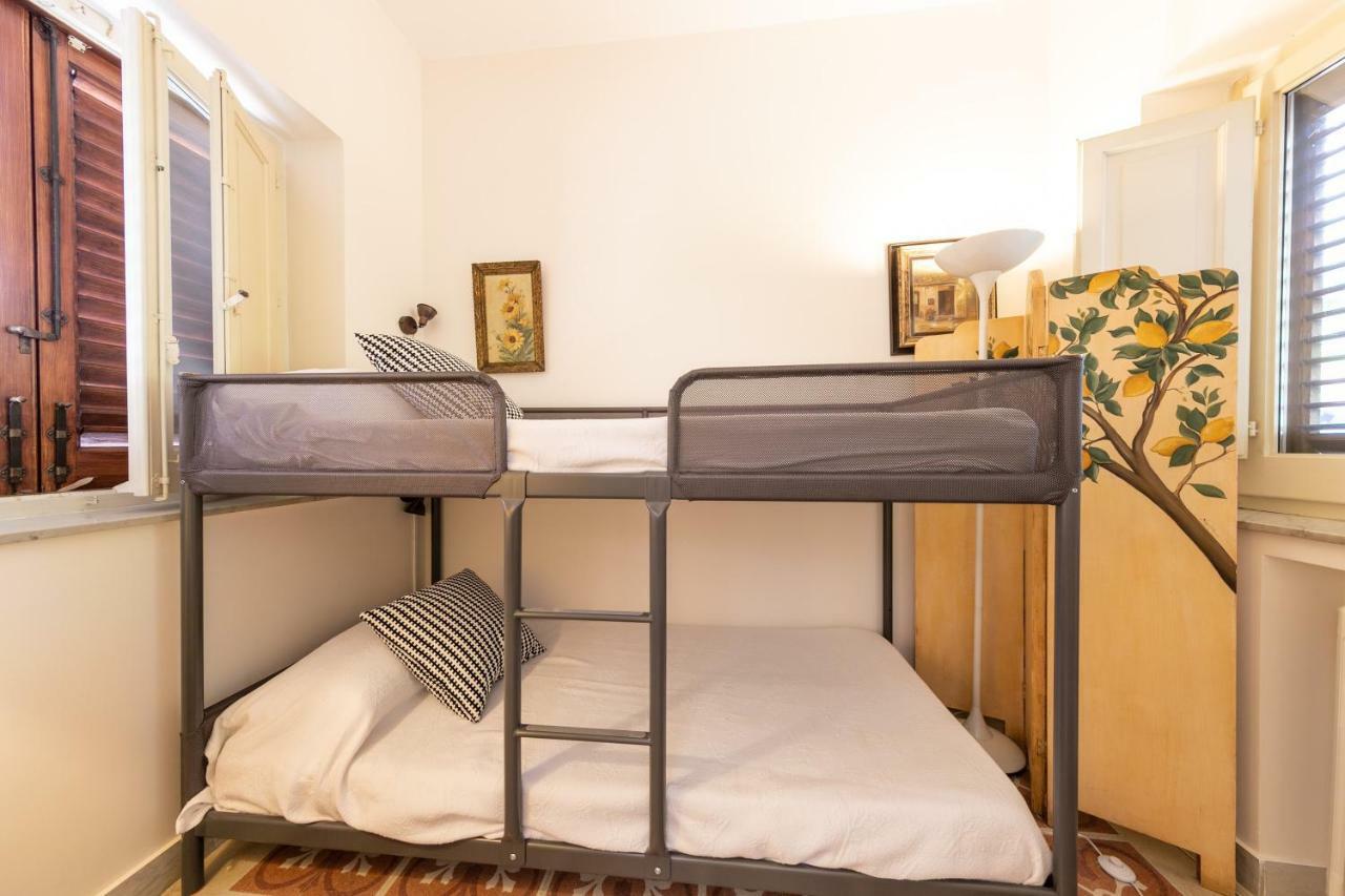 Villa Mezzarancia Palermo Buitenkant foto